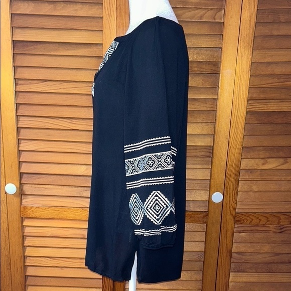 The Pioneer Woman Gorgeous Boho Black Embroidered Women's Top Size Small - Picture 6 of 10